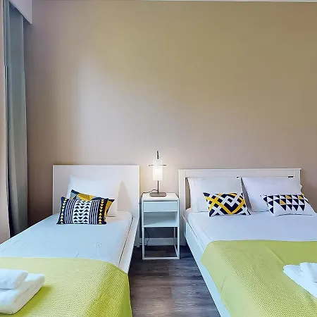 Signature Champs Elysees * Párizs