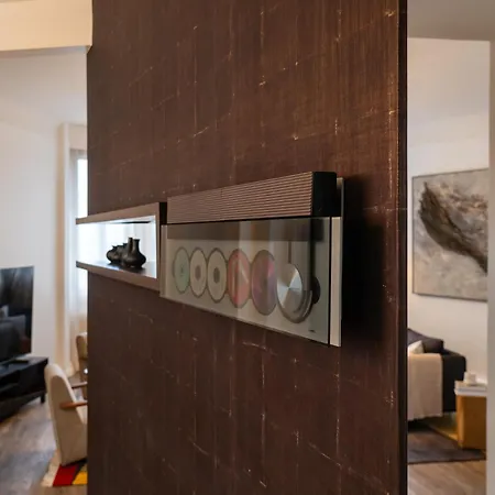 Signature Champs Elysees Apartment Paris