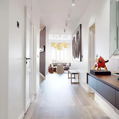 Signature Champs Elysees Apartament